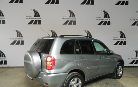 Toyota RAV4, 2005 год, 950 000 рублей, 4 фотография