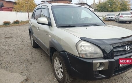 Hyundai Tucson III, 2005 год, 950 000 рублей, 3 фотография