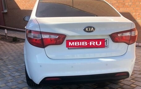 KIA Rio III рестайлинг, 2013 год, 1 290 000 рублей, 3 фотография