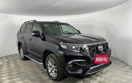 Toyota Land Cruiser Prado 150 рестайлинг 2, 2019 год, 5 000 000 рублей, 7 фотография