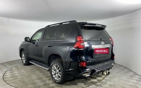 Toyota Land Cruiser Prado 150 рестайлинг 2, 2019 год, 5 000 000 рублей, 3 фотография