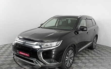 Mitsubishi Outlander III рестайлинг 3, 2019 год, 2 797 000 рублей, 1 фотография