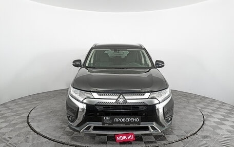 Mitsubishi Outlander III рестайлинг 3, 2019 год, 2 797 000 рублей, 2 фотография