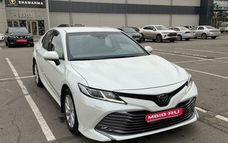 Toyota Camry, 2021 год, 3 200 000 рублей, 1 фотография