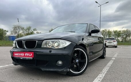 BMW 1 серия, 2006 год, 731 000 рублей, 12 фотография