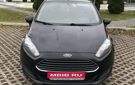 Ford Fiesta, 2015 год, 800 000 рублей, 2 фотография