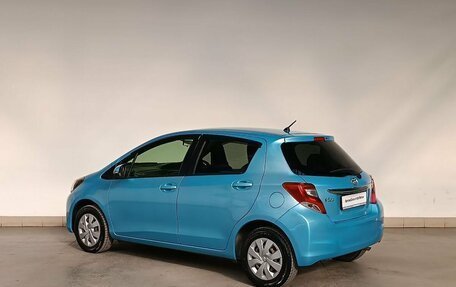 Toyota Vitz, 2014 год, 1 025 000 рублей, 7 фотография