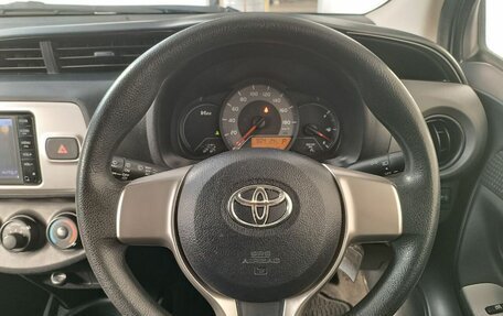 Toyota Vitz, 2014 год, 1 025 000 рублей, 11 фотография