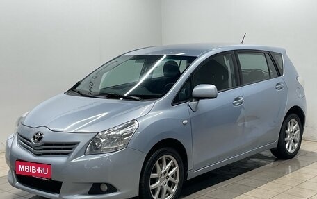 Toyota Verso I, 2011 год, 849 000 рублей, 1 фотография