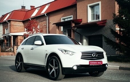 Infiniti FX II, 2012 год, 2 790 000 рублей, 1 фотография