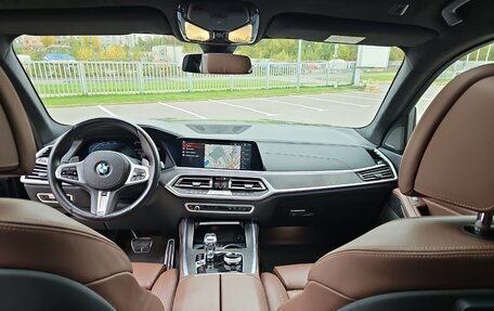 BMW X7, 2021 год, 9 999 999 рублей, 15 фотография