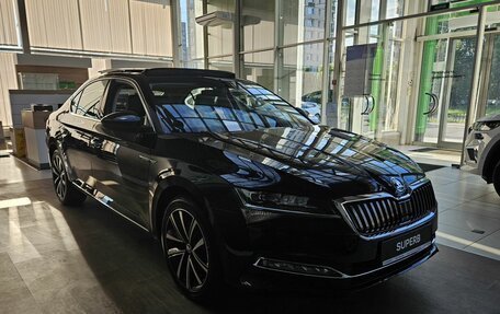 Skoda Superb III рестайлинг, 2024 год, 3 800 000 рублей, 6 фотография