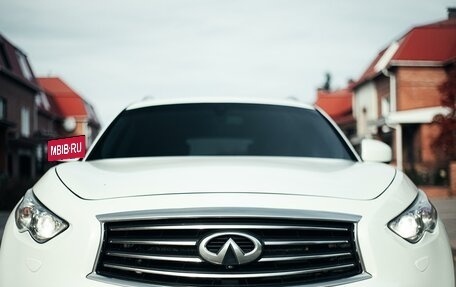 Infiniti FX II, 2012 год, 2 790 000 рублей, 11 фотография