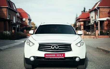 Infiniti FX II, 2012 год, 2 790 000 рублей, 6 фотография