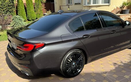 BMW 5 серия, 2019 год, 4 000 000 рублей, 3 фотография