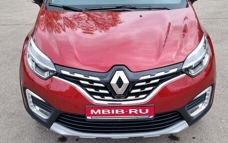 Renault Kaptur I рестайлинг, 2022 год, 2 630 000 рублей, 1 фотография