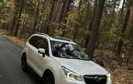 Subaru Forester, 2014 год, 2 000 000 рублей, 4 фотография