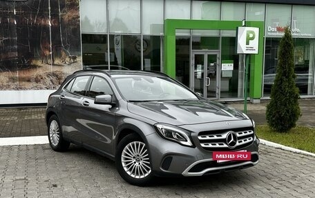 Mercedes-Benz GLA, 2019 год, 3 000 000 рублей, 3 фотография