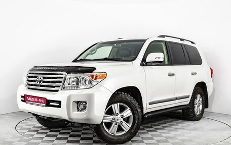 Toyota Land Cruiser 200, 2012 год, 5 000 000 рублей, 1 фотография