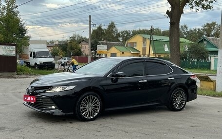 Toyota Camry, 2019 год, 2 950 000 рублей, 1 фотография