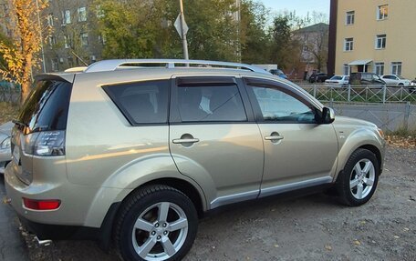 Mitsubishi Outlander III рестайлинг 3, 2007 год, 1 450 000 рублей, 13 фотография