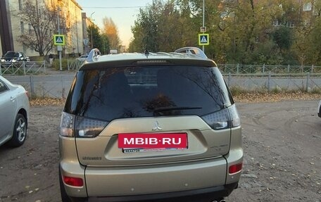 Mitsubishi Outlander III рестайлинг 3, 2007 год, 1 450 000 рублей, 14 фотография