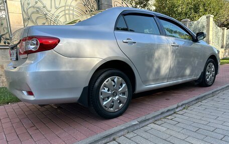 Toyota Corolla, 2011 год, 890 000 рублей, 9 фотография