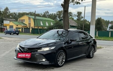 Toyota Camry, 2019 год, 2 950 000 рублей, 2 фотография