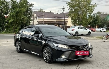 Toyota Camry, 2019 год, 2 950 000 рублей, 3 фотография