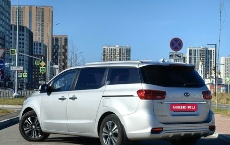 KIA Carnival III, 2019 год, 3 290 000 рублей, 10 фотография