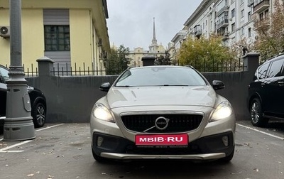 Volvo V40 Cross Country I, 2018 год, 2 300 000 рублей, 1 фотография