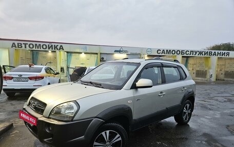 Hyundai Tucson III, 2006 год, 860 000 рублей, 2 фотография