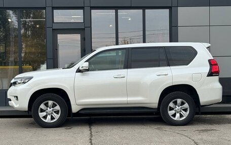 Toyota Land Cruiser Prado 150 рестайлинг 2, 2021 год, 6 895 000 рублей, 5 фотография