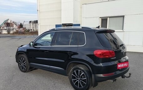 Volkswagen Tiguan I, 2011 год, 1 550 000 рублей, 2 фотография