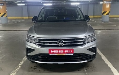 Volkswagen Tiguan II, 2022 год, 3 920 000 рублей, 1 фотография