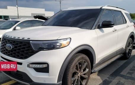 Ford Explorer VI, 2021 год, 4 900 000 рублей, 2 фотография