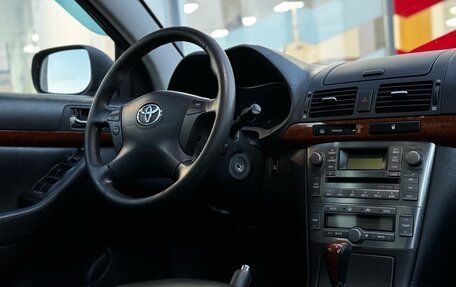 Toyota Avensis III рестайлинг, 2007 год, 889 000 рублей, 18 фотография