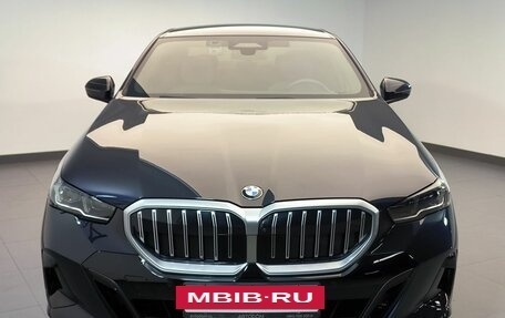 BMW 5 серия, 2023 год, 11 000 000 рублей, 2 фотография