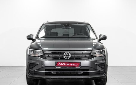 Volkswagen Tiguan II, 2021 год, 3 200 000 рублей, 3 фотография