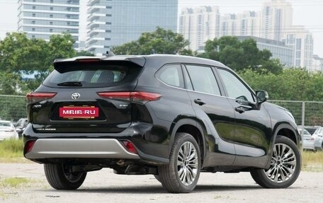 Toyota Highlander, 2024 год, 6 934 000 рублей, 6 фотография