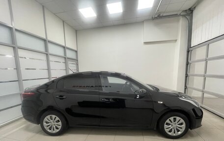 KIA Rio IV, 2019 год, 1 385 000 рублей, 4 фотография