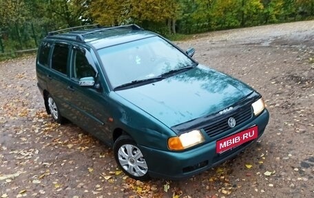 Volkswagen Polo III рестайлинг, 1998 год, 199 999 рублей, 1 фотография