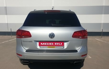 Volkswagen Touareg III, 2013 год, 2 890 000 рублей, 2 фотография