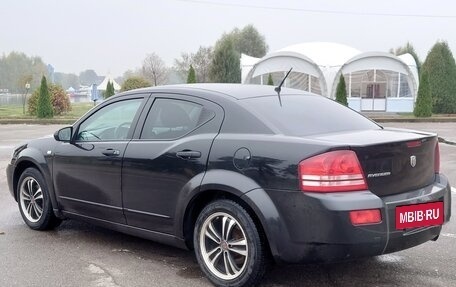 Dodge Avenger II рестайлинг, 2007 год, 700 000 рублей, 4 фотография