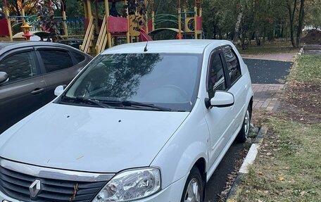 Renault Logan I, 2014 год, 700 000 рублей, 16 фотография