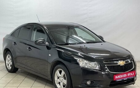 Chevrolet Cruze II, 2011 год, 885 000 рублей, 2 фотография