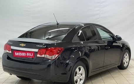 Chevrolet Cruze II, 2011 год, 885 000 рублей, 4 фотография