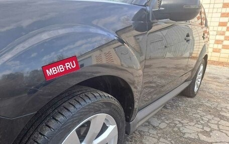 Mitsubishi Outlander III рестайлинг 3, 2010 год, 1 200 000 рублей, 10 фотография