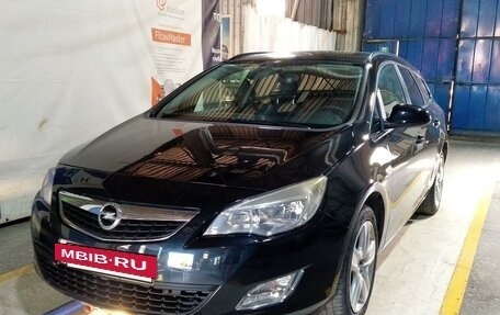 Opel Astra J, 2012 год, 860 000 рублей, 13 фотография