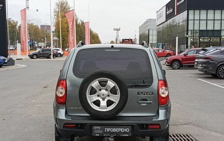 Chevrolet Niva I рестайлинг, 2011 год, 487 000 рублей, 6 фотография